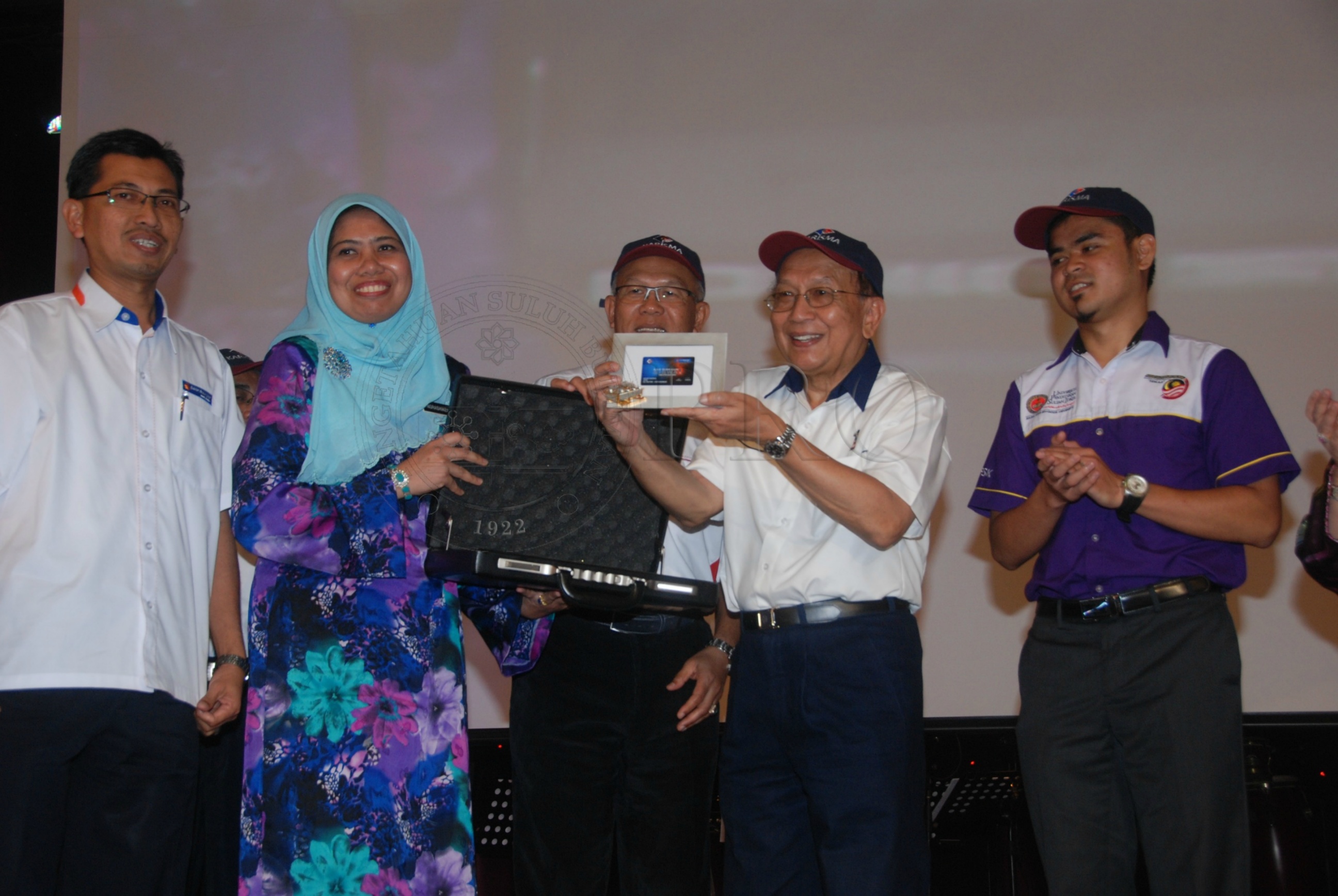 PRO 12 125 rtm DSC 7152